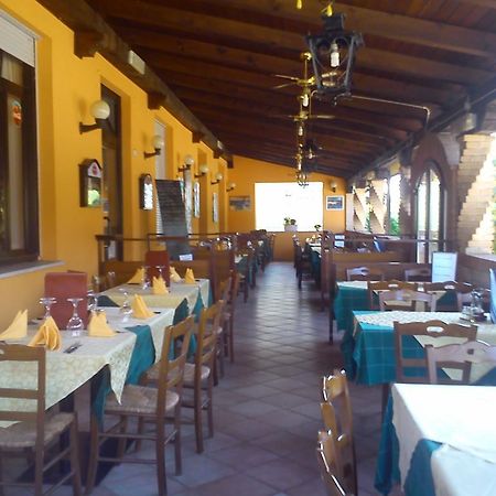 Casa Vacanza Holiday Villa Pieris Exterior photo